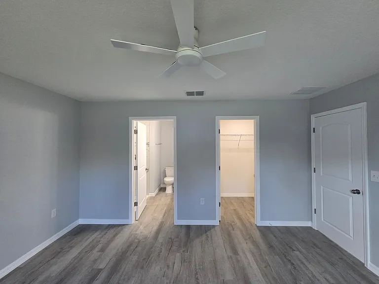 5315 NW 8th Pl — Photo 13