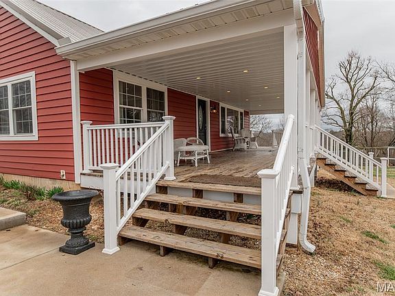 3rd image of 9081 & 9085 W Red Oak Rd