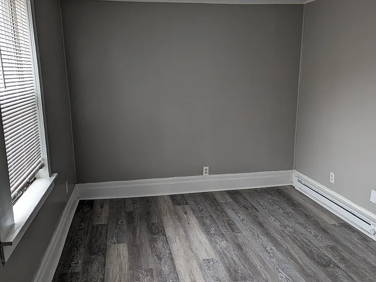 7 Dawson Pl #1 — Photo 13