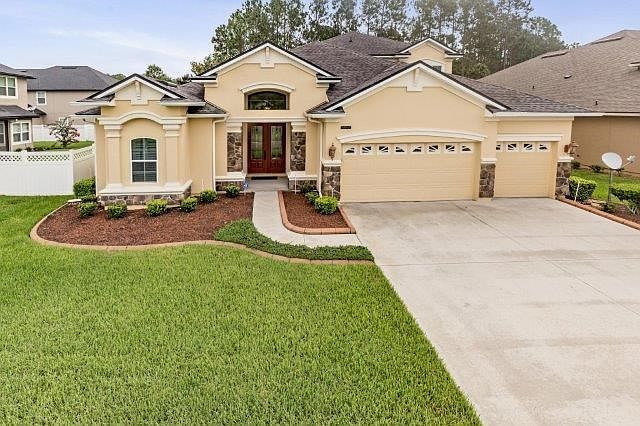 1st image of 104 Ellsworth Cir