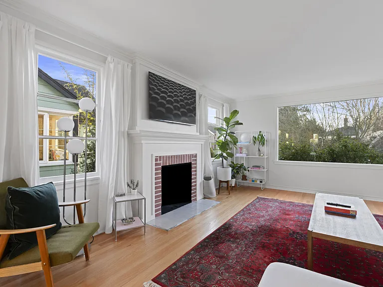 23rd Ave NW — Photo 10