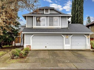 1221 Zinfandel Dr, Roseville, CA 95747