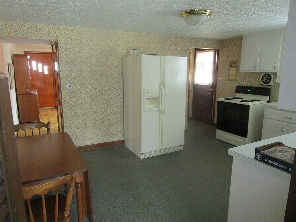 1st image of 111 Rainbow Ave