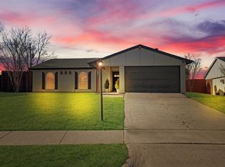 604 Valley View Dr, Allen, TX 75002