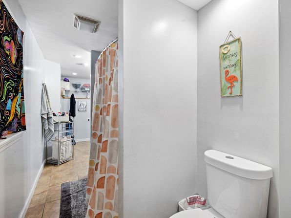 manchester-new-hampshire-95345048 picture