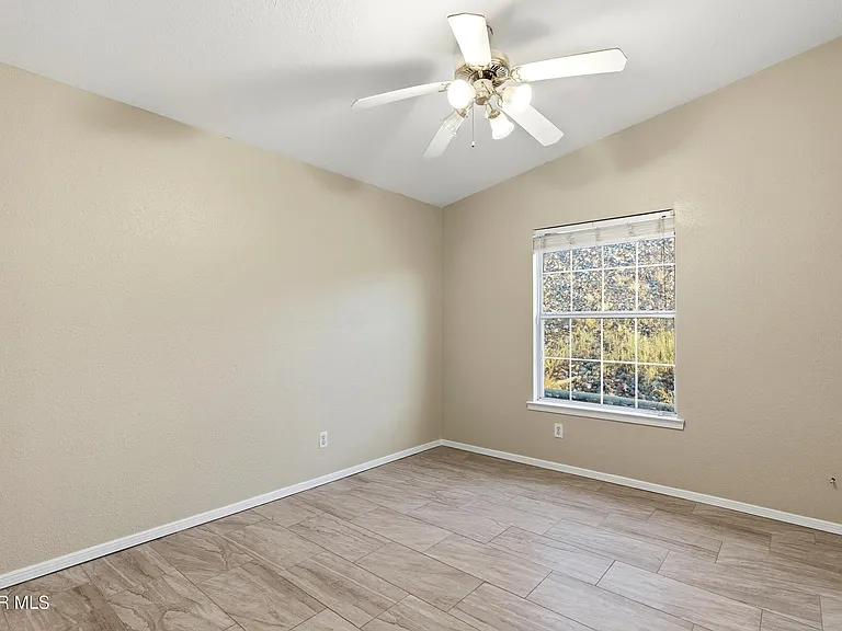 7536 Le Conte Dr — Photo 24