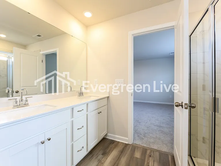 302 Willow Wynter Ln — Photo 14