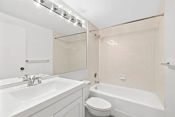 Rented by Corcoran | media 9