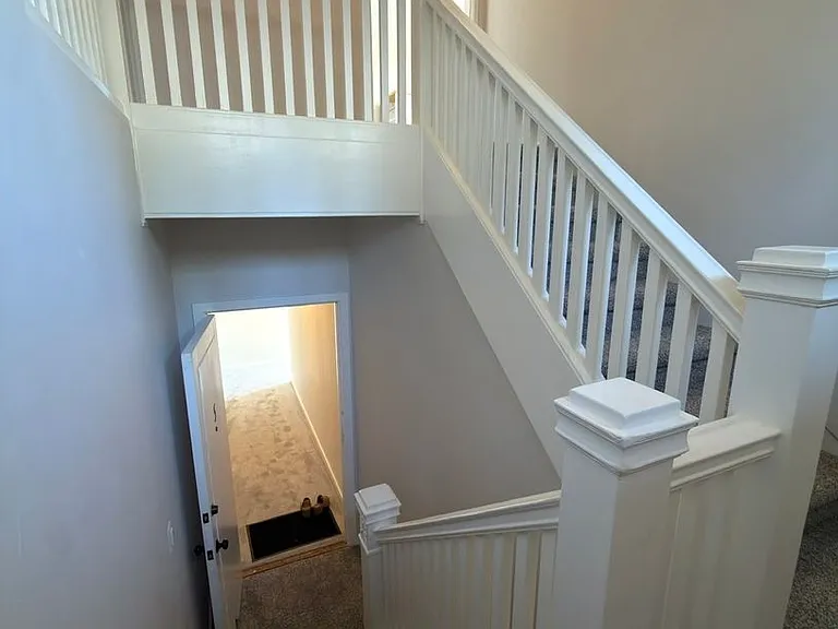 2529 Etna St — Photo 12