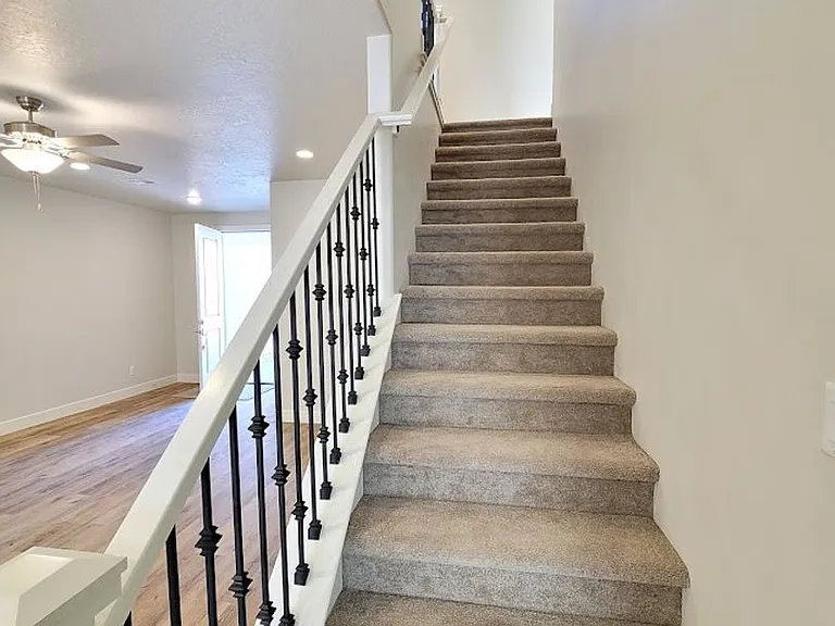538 N 550 W — Photo 14