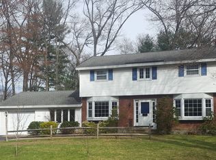 11 Eltinge Pl, Glenville, NY 12302