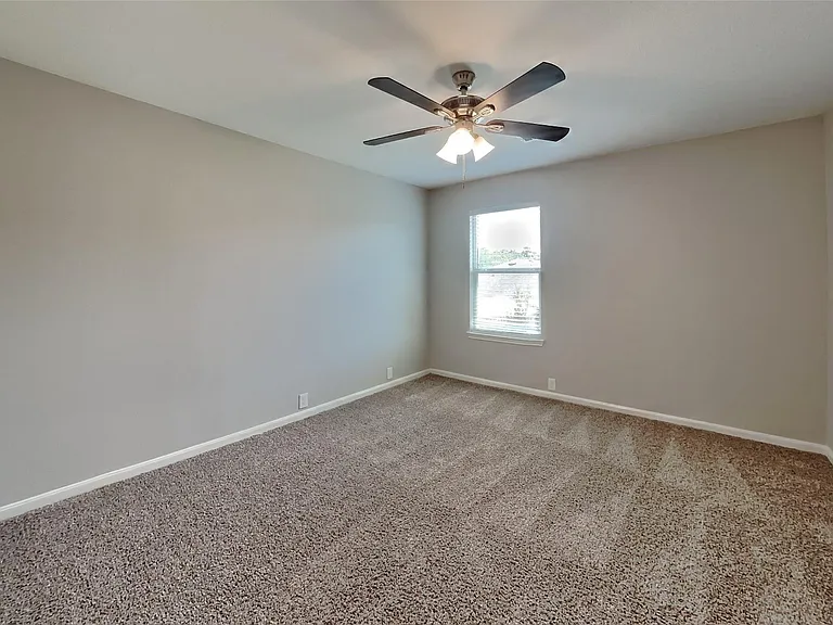 4714 Pin Oak Creek Ln — Photo 10
