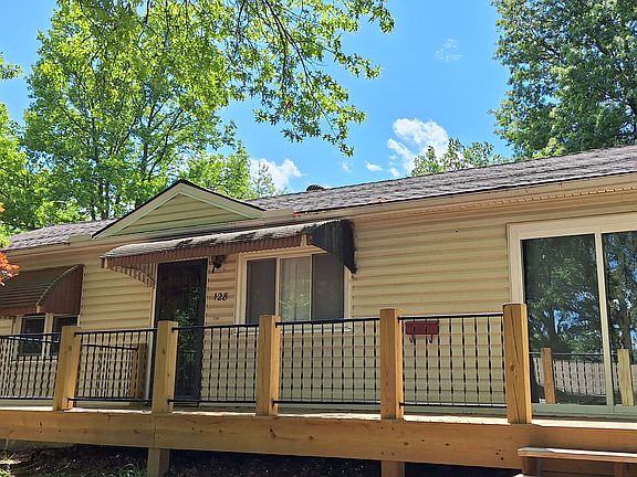 2nd image of 128 N Peck Dr