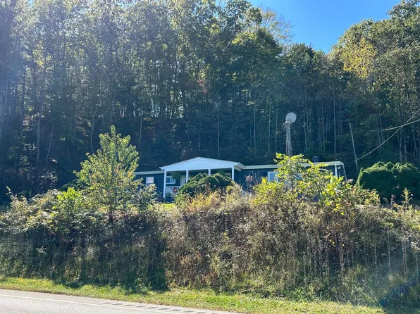 23133 Botetourt Rd, Eagle Rock, VA 24085