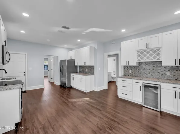 4660 POLARIS Street, Jacksonville, FL 32205