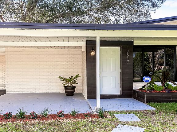 3rd image of 2517 NW 3rd Ave