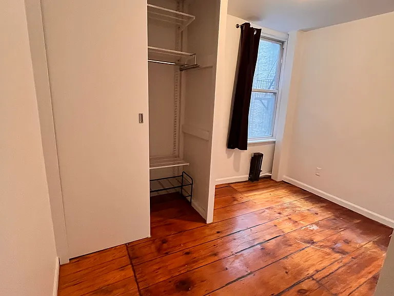 328 W 17th St #3R — Photo 4