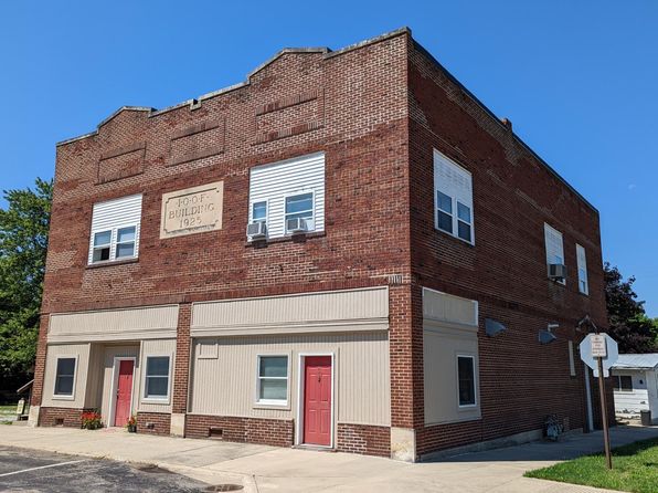 102 S Main St #4