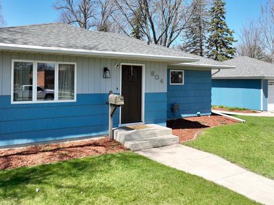 804 9th St S, Olivia, MN, 56277