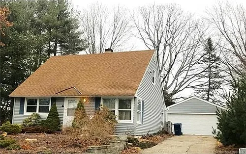 43 Lynwood Dr Photo 1
