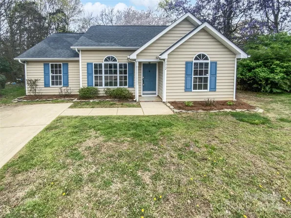 1502 Maple Sugar Pl, Charlotte, NC 28210