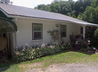 98 Lonesome Dove Ln, Whittier, NC 28789