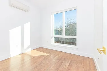 Rented by Artur Gutman, LREB