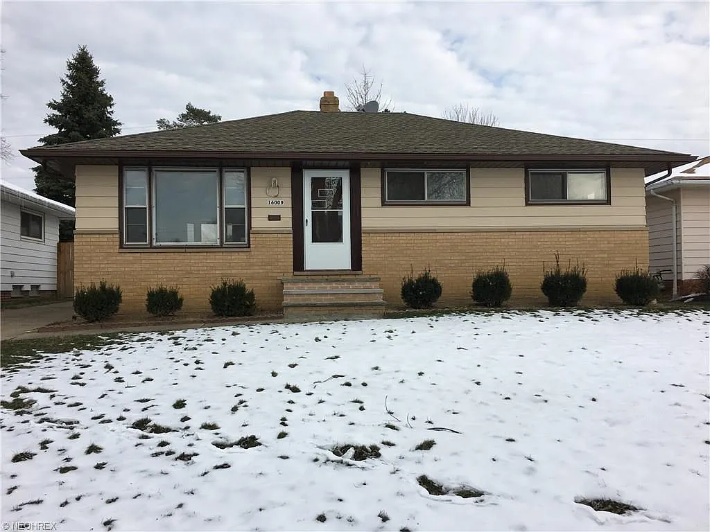 16009 Shirley Ave photo 1