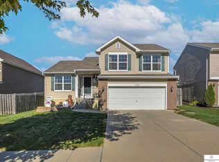 19622 Gail Ave, Omaha, NE 68135