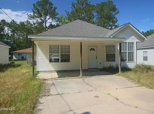 7076 W Issaquena St, Bay Saint Louis, MS 39520