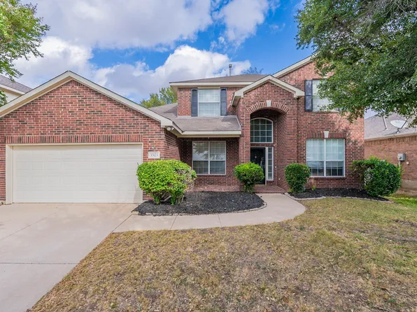 5525 Haun Dr, Fort Worth, TX 76137