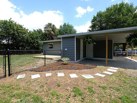 3rd image of 4429 W Leila Ave