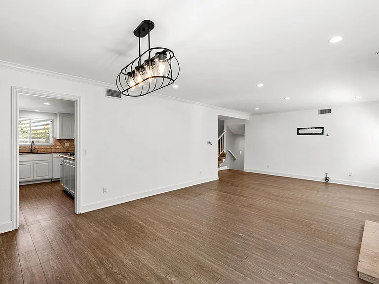 23125 Adolph Ave — Photo 20