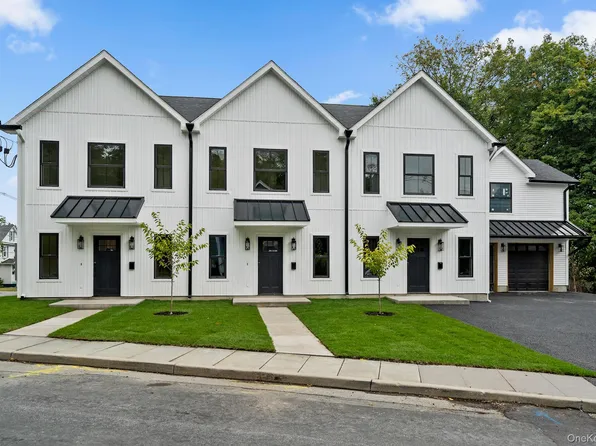 43 Wheeler Ave #A, Warwick, NY 10990