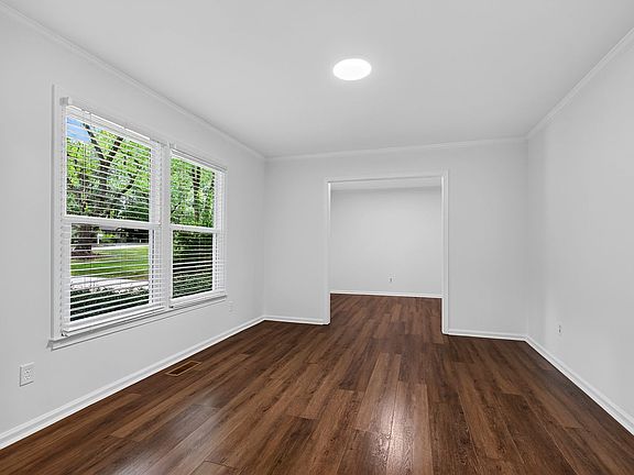 5th image of 5933 Crepe Myrtle Ct