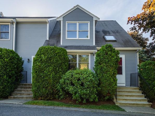 12 Pinecrest Vlg