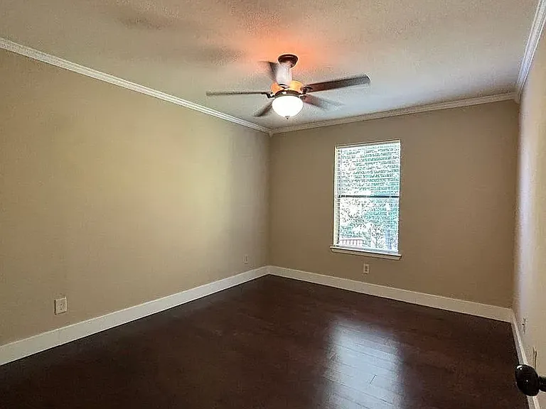 5638 Cedar Creek Dr — Photo 13