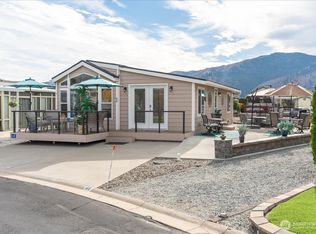 Vista Del Lago, Manson, WA 98831