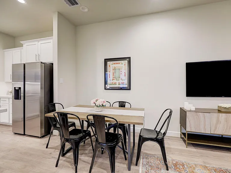 2319 Silva Park Ln — Photo 10