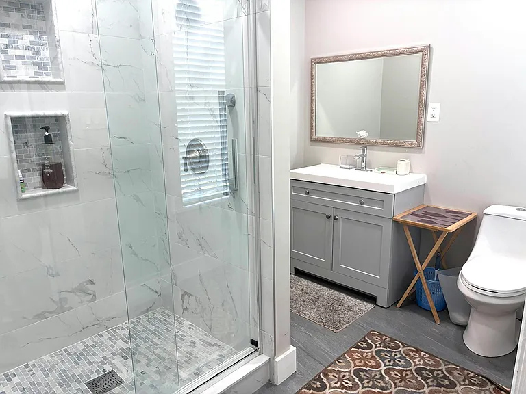 unit 2 main bathroom