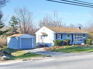 202 Whalom Rd, Lunenburg, MA 01462