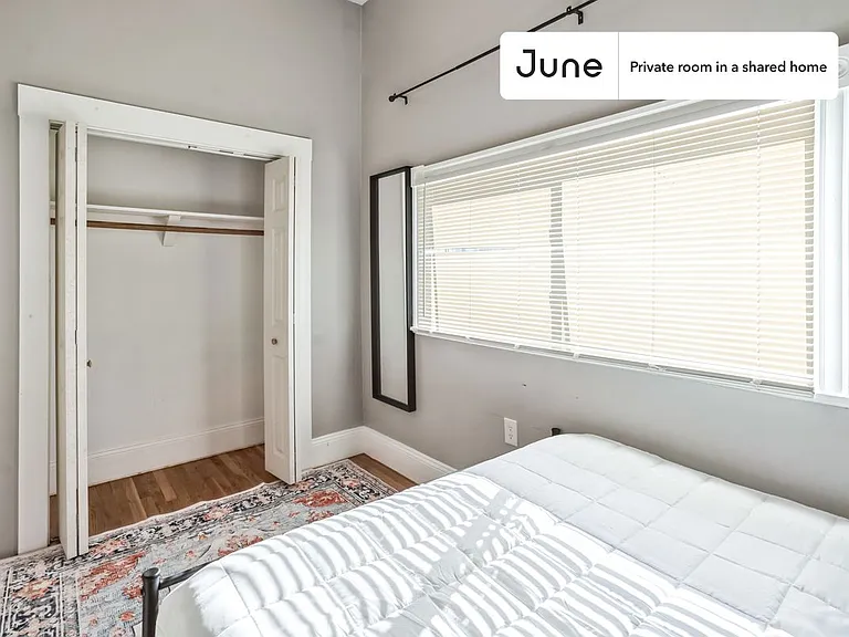 33 Adamson St #A — Photo 2