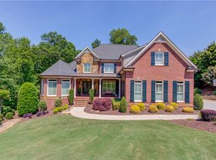 4944 Feather Ln, Flowery Branch, GA 30542