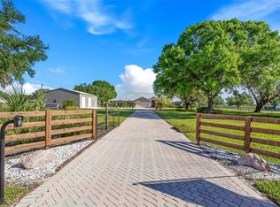 12011 Browning Rd, Lithia, FL 33547