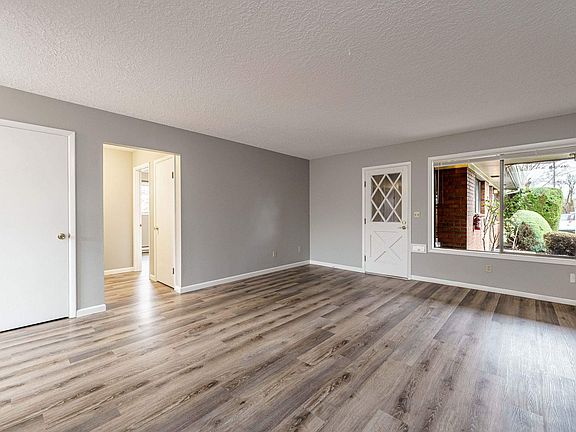 3rd image of 3814 F St #3814