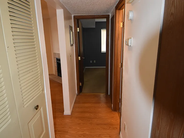1050 Mazatlan Cir #C — Photo 21