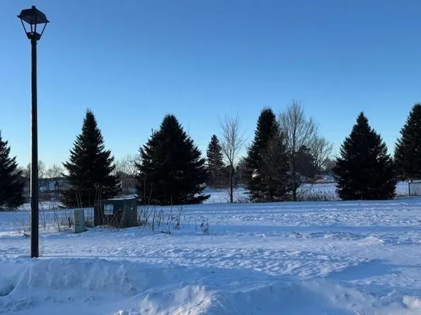 524 East Jackson Avenue, Fall Creek, WI 54742