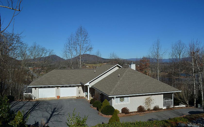 1st image of 1115 Forest View Dr