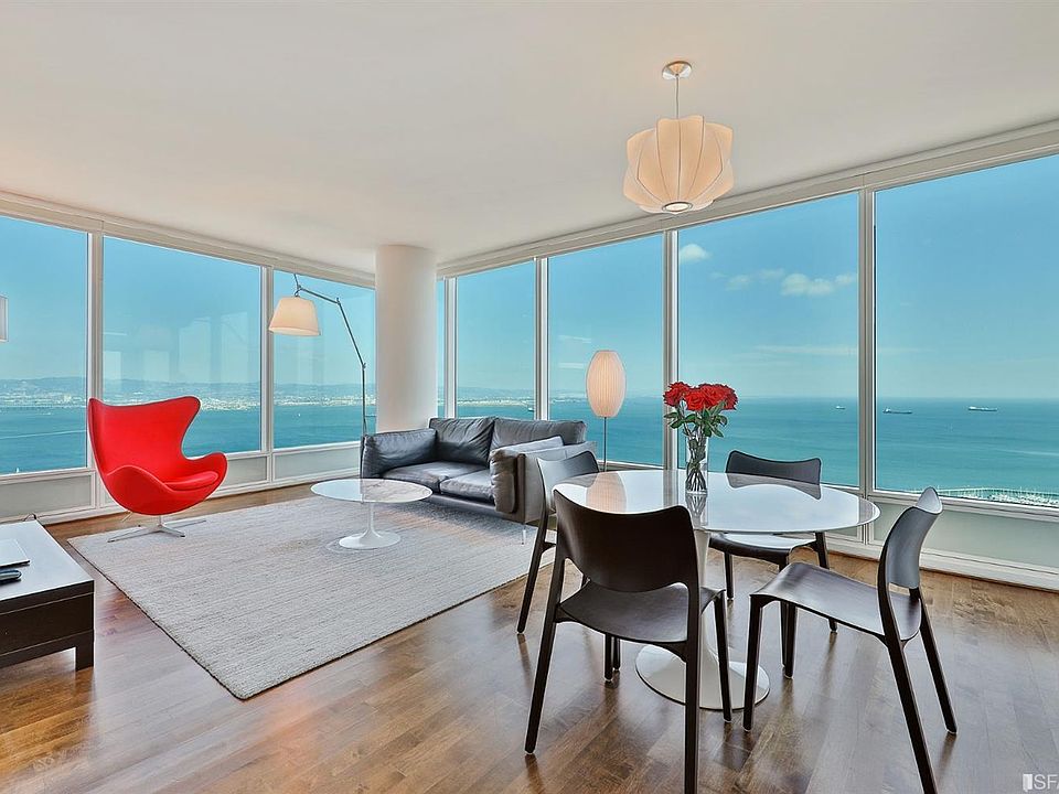1st image of 425 1st St Unit 3902