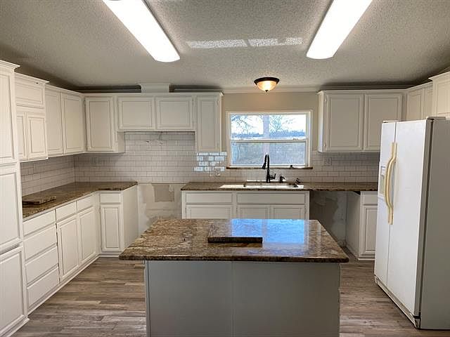 1st image of 1803 Private Road 5410